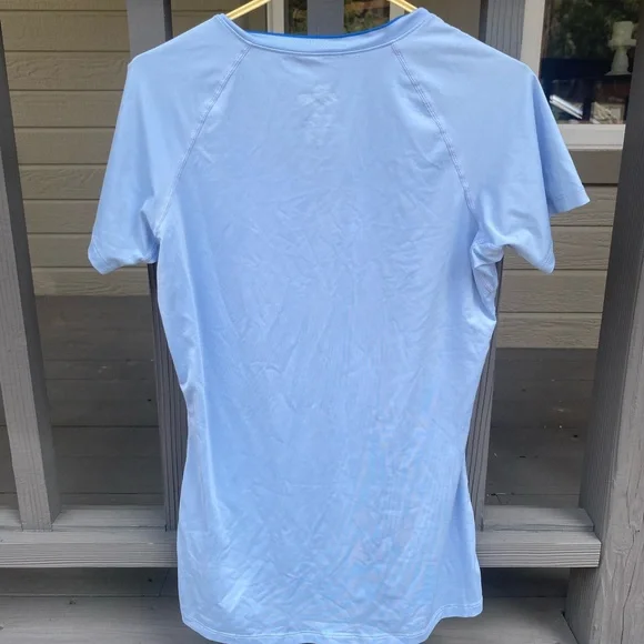 Nike Pro Dri Fit Women’s Size Medium Blue Fitted Workout VNeck Tee - Picture 4 of 7